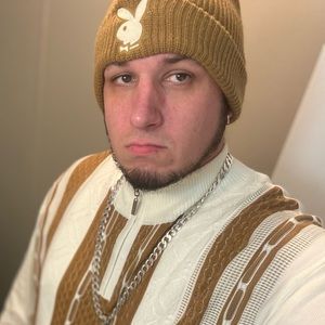 Meet your Posher, Sebastian